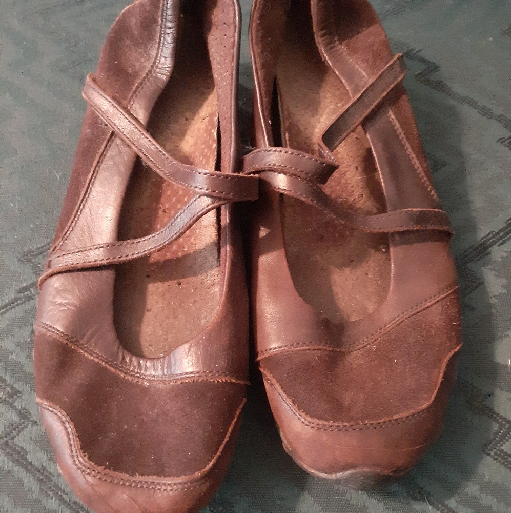 Brown Sketchers